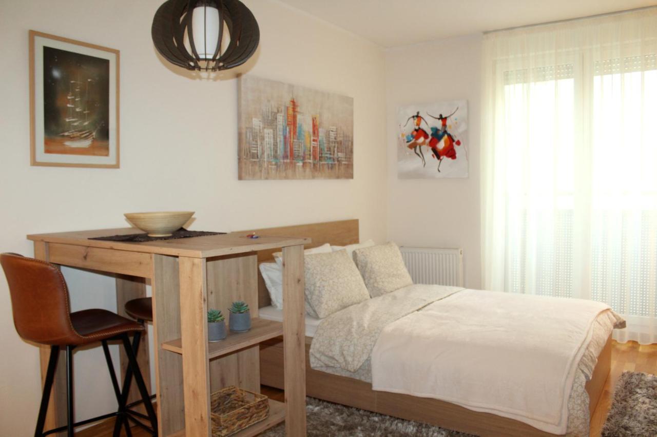 Downtown Apartment Novi Sad Ngoại thất bức ảnh