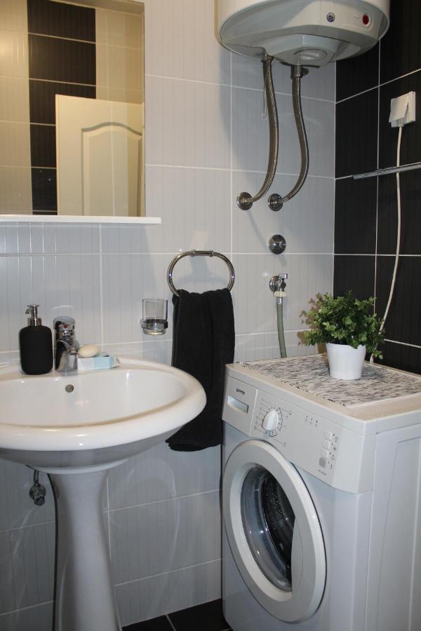 Downtown Apartment Novi Sad Ngoại thất bức ảnh